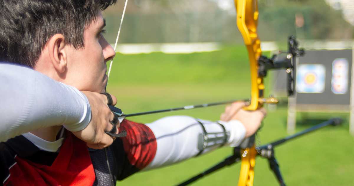 What Is a Hinge Release Archery Style? A 2023 Guide